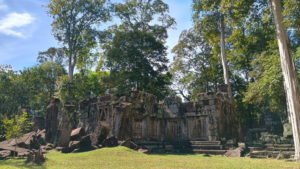 prasat thom near eastern gate