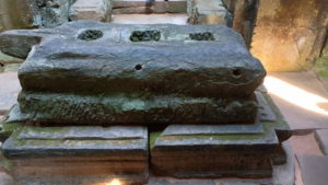 preah khan three hole linga
