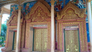 wat kompong phluk front near2