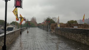 pan men fengjing qu castle wall above