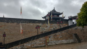pan men fengjing qu castle wall side