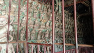 shuanglinsi qianfudian inside right