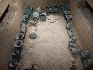 yinxu gongdian zongmiao yizhi fuhao tomb chamber