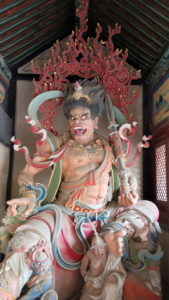 huayansi qingdaixiaoyuan entrance inside2