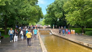 jincigongyuan approach to museum2