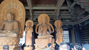 yungangshiku lingyansi quanfudian inside2