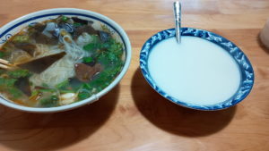 zhaohuagucheng meiweijiaxiaochi niuroumifen